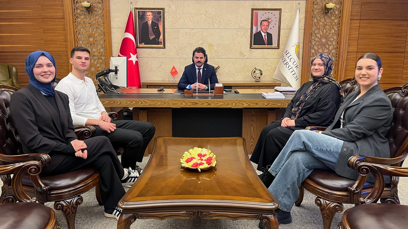 Rektör Yılmaz, Bosna Hersekli öğrenci temsilcileriyle bir araya geldi